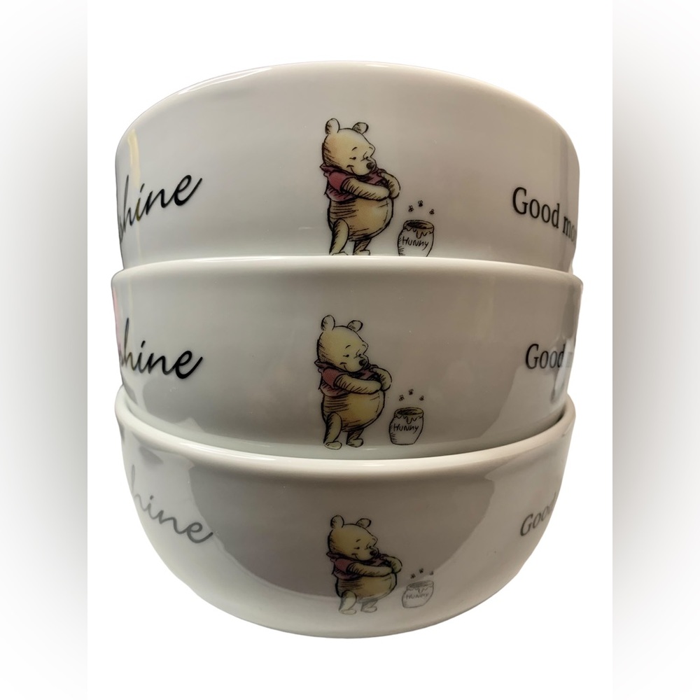 DISNEY Winnie the Pooh 95th Exploring Classic Cereal Set of 3 Bowl 5.75 x 3 NEW